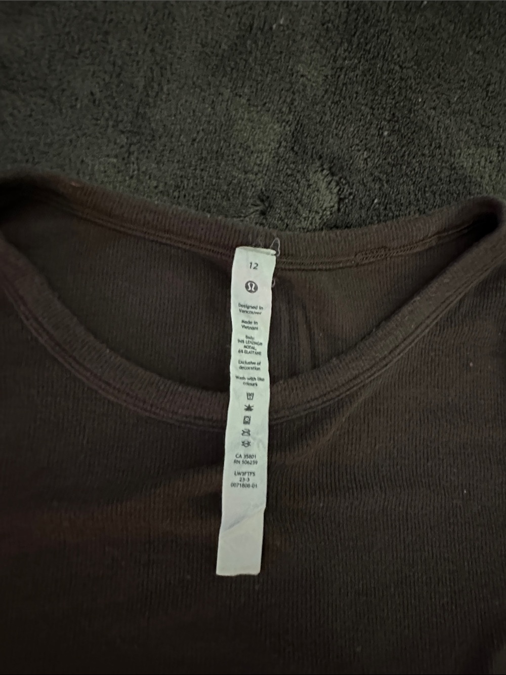 Lululemon Hold Tight Long Sleeve Shirt – Espresso Brown – Size 12 - Picture 5 of 7
